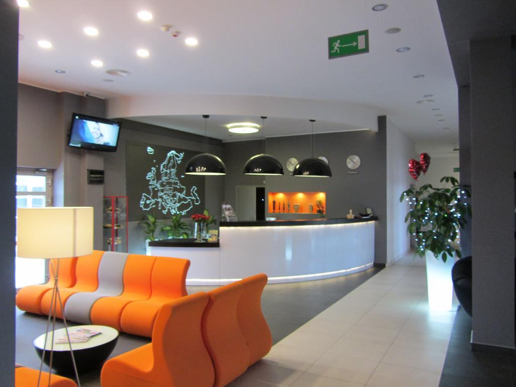 Hotel Europa ลูบิน ภายนอก รูปภาพ